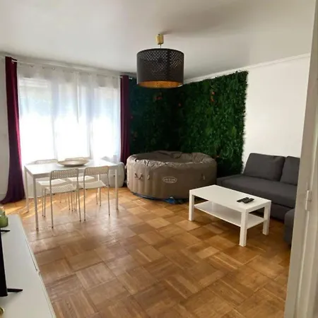 Apartment P19 Super Grand T3 Au Calme *